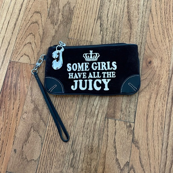 Juicy Couture Handbags - Vintage Juicy Couture “some girls have all the juicy” handbag EUC